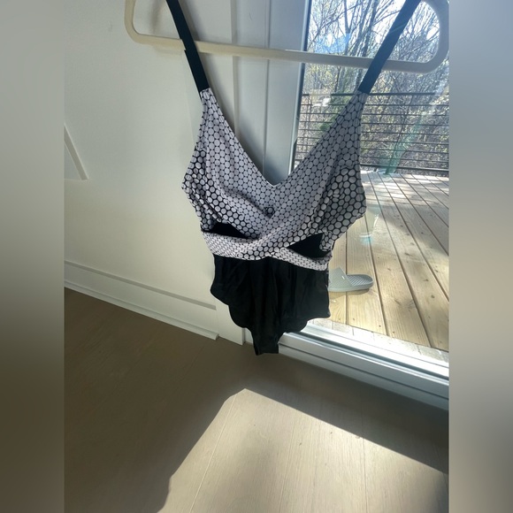 Other - Black and White Polka Dot Swimsuit comes with 2 pieces